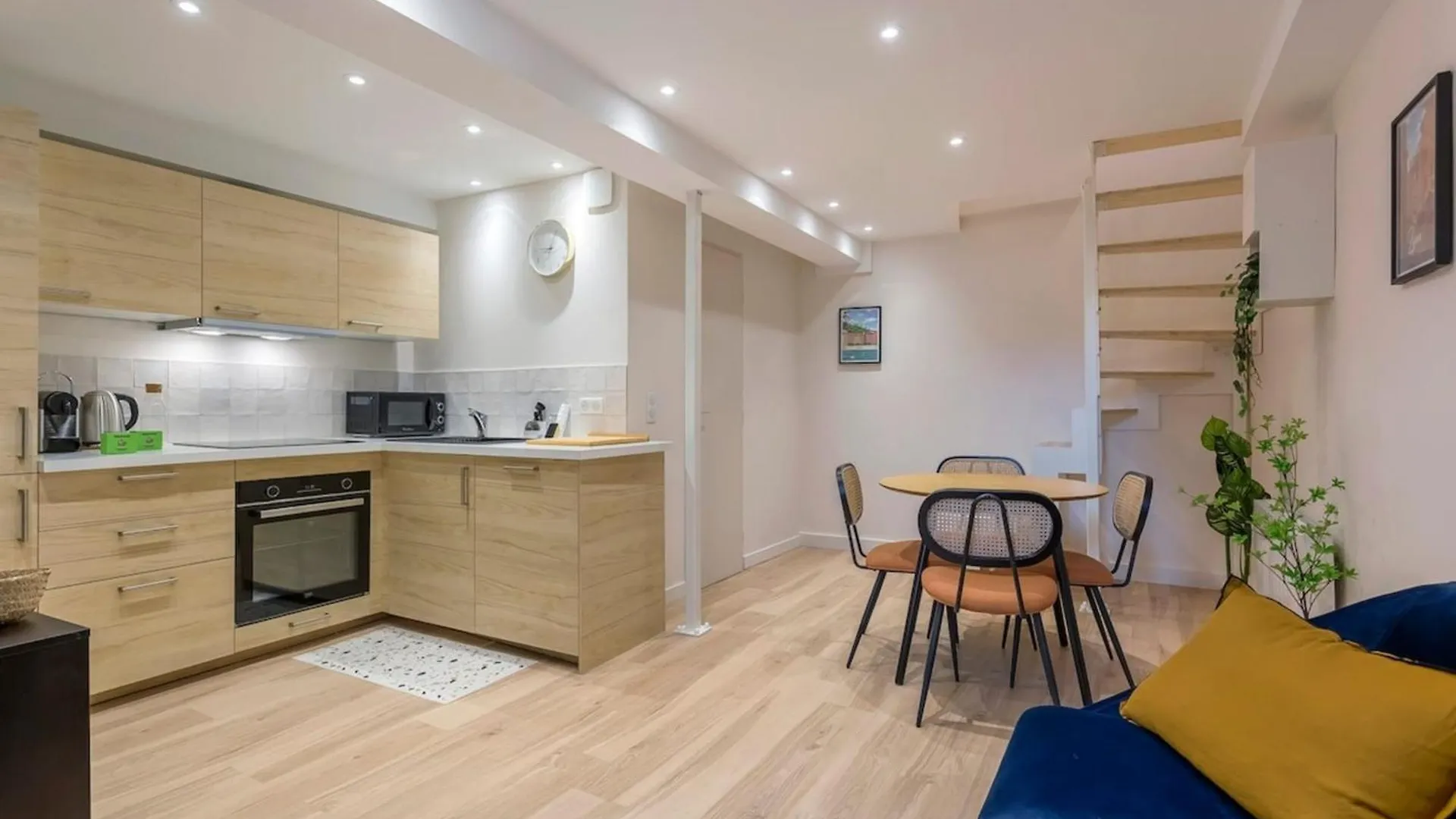 Charming Duplex Nest Newly Renovated Apartment Lyon France